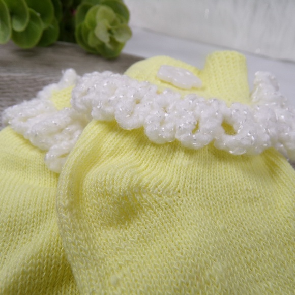Set of 2 - Handmade Crochet Baby Girl Socks Yellow - Picture 4 of 5